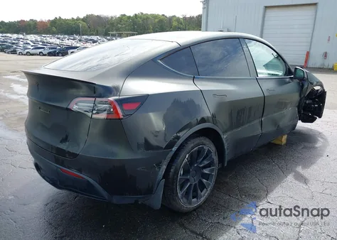 2021 Tesla Model Y Long Range Dual Motor All-Wheel Drive from USA, damaged, VIN 5YJYGDEE6MF151538